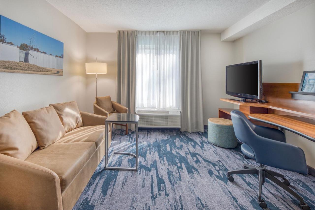 Fairfield Inn & Suites Raleigh Crabtree Valley Esterno foto