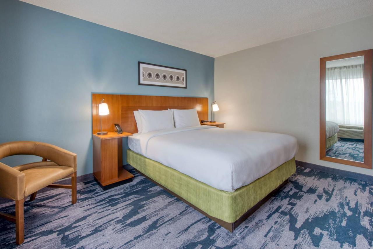 Fairfield Inn & Suites Raleigh Crabtree Valley Esterno foto