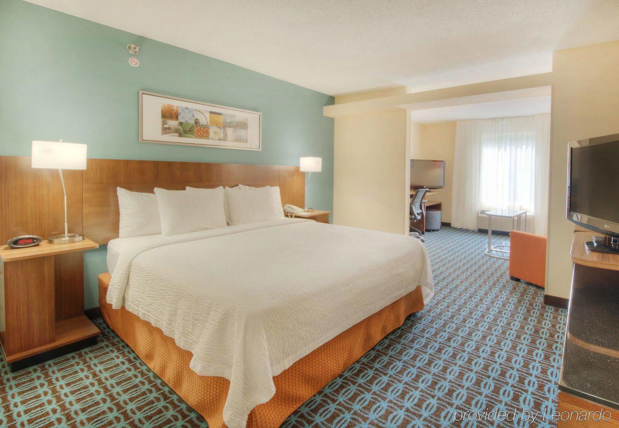 Fairfield Inn & Suites Raleigh Crabtree Valley Esterno foto